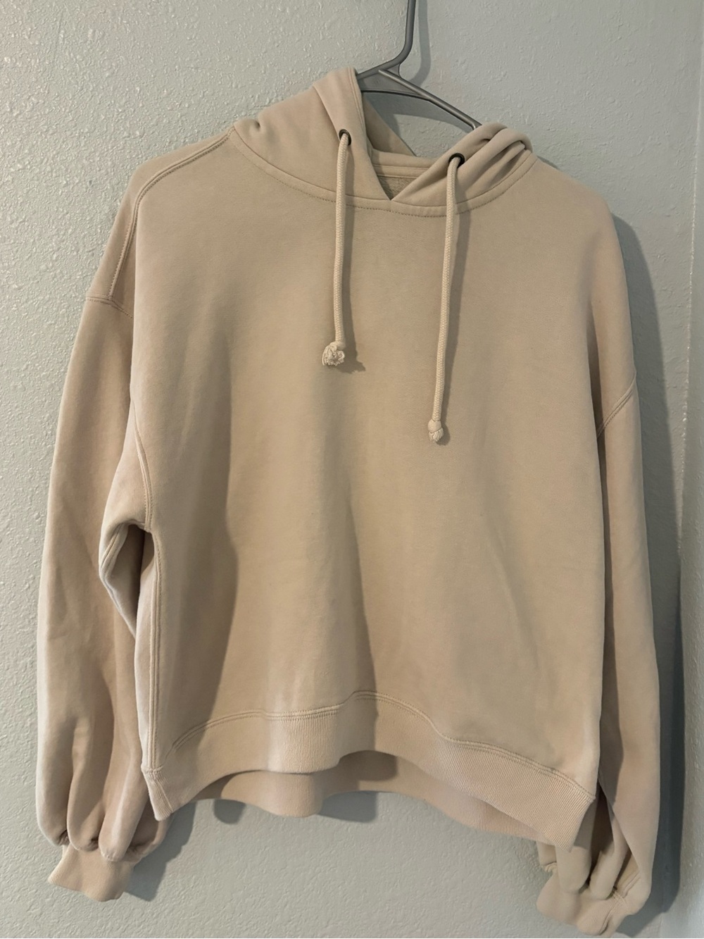 Abercrombie and Fitch Soft AF Collection 
Women’s Cream Hoodie Sweatshirt